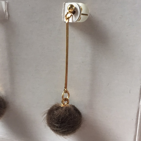 Beautiful brown faux mink drop dangle earrings - Picture 3 of 4